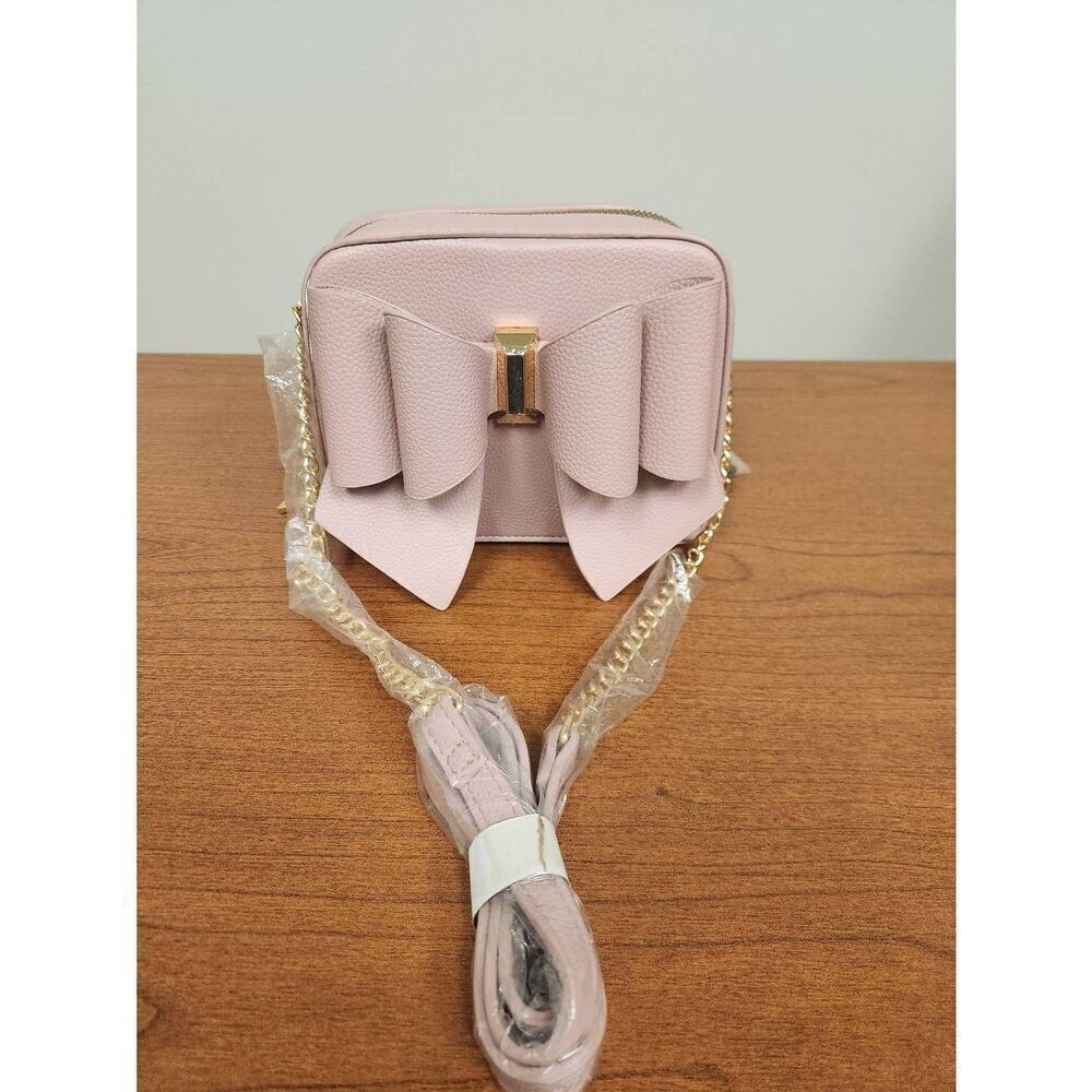 NWT Crossi Pink Bow Gold Chain Crossbody Bag (L)